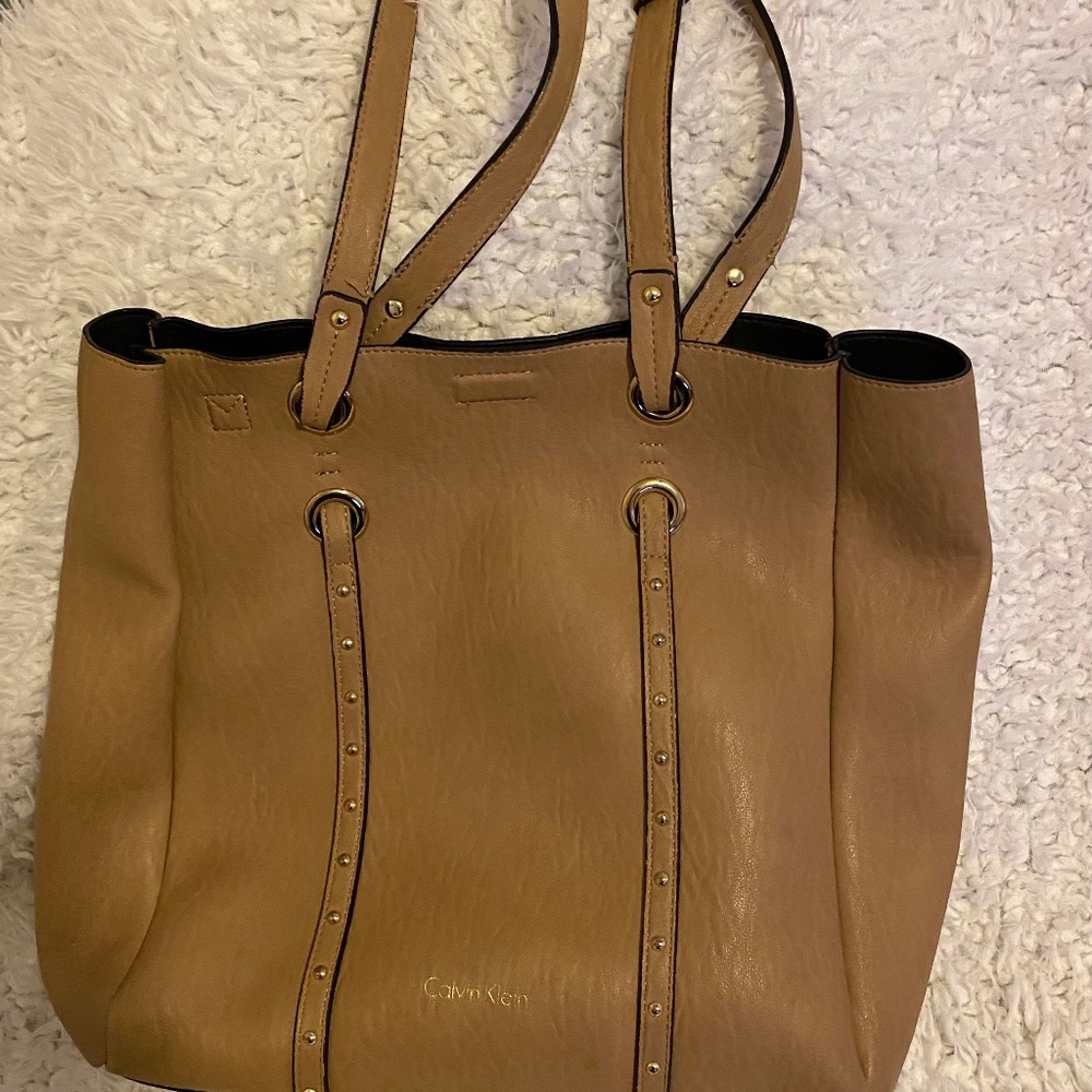 Calvin Klein purse - Picture 1 of 1